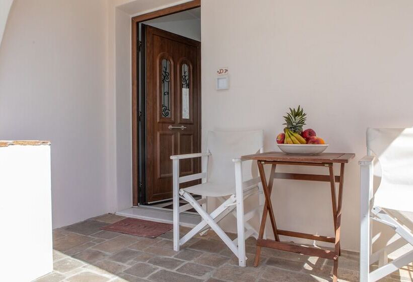 Naxos Lane Center Studios