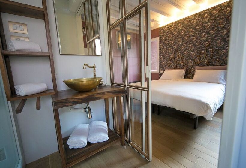 تختخواب و صبحانه Casa Sansera