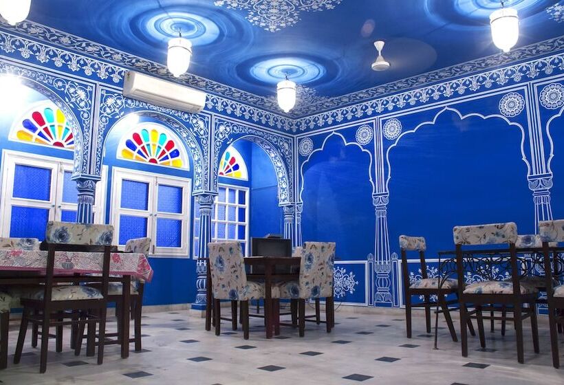 Bed and Breakfast Haveli Kalwara   A Heritage