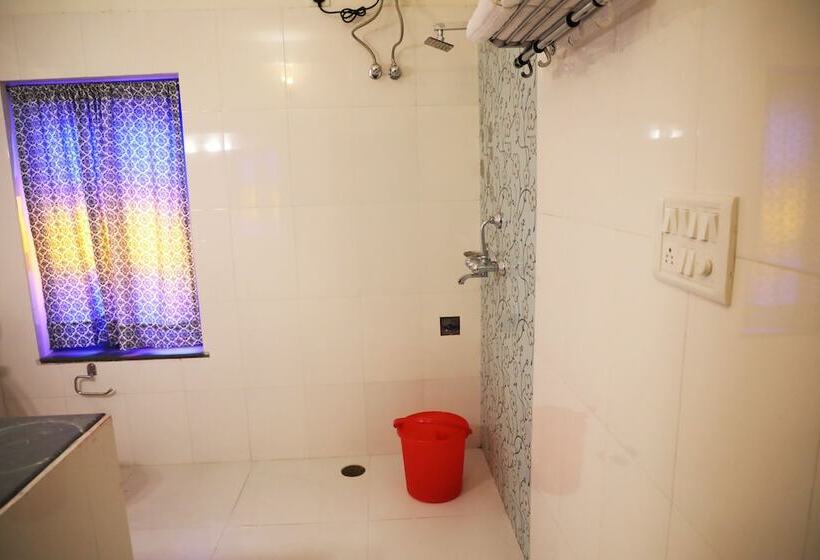 Bed and Breakfast Haveli Kalwara   A Heritage