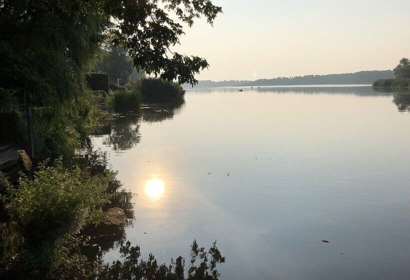 住宿加早餐  Riverside Inn