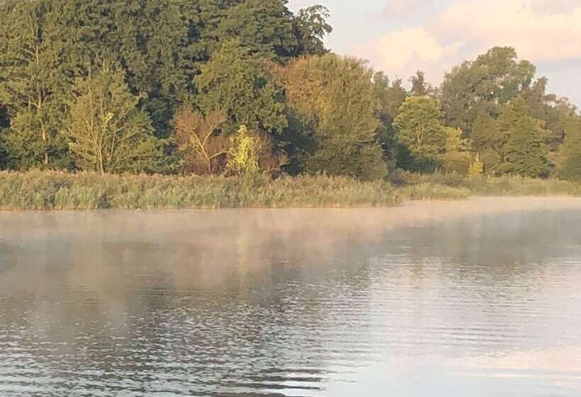 住宿加早餐  Riverside Inn