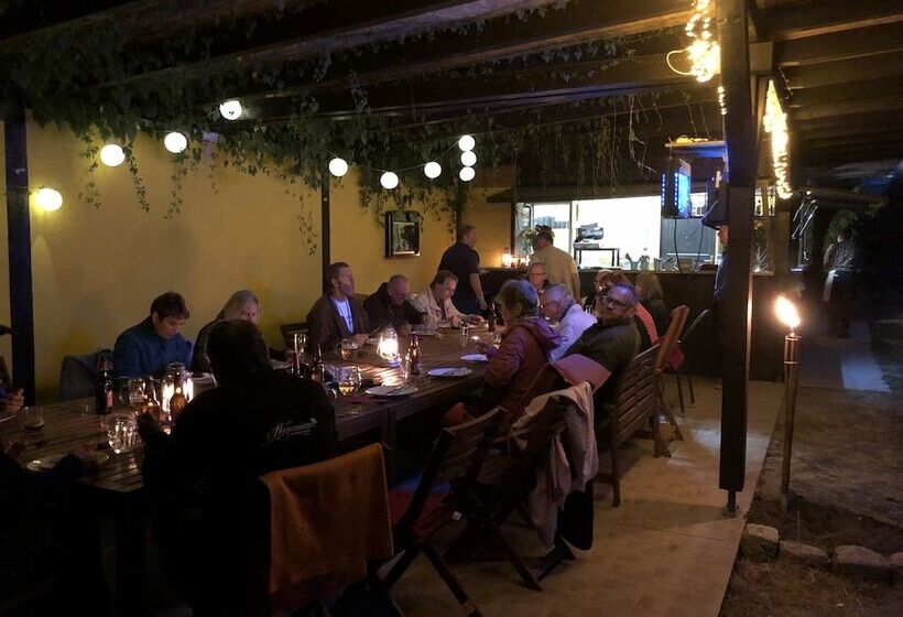 住宿加早餐  Riverside Inn