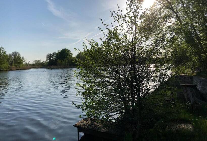 住宿加早餐  Riverside Inn