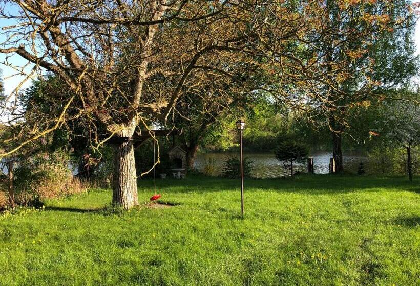 住宿加早餐  Riverside Inn