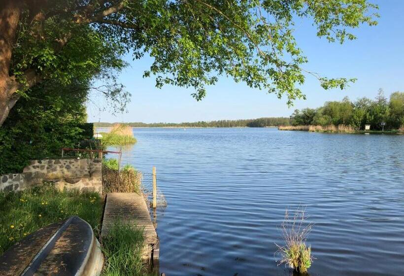 צימר Riverside Inn