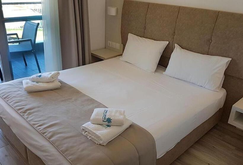 Finikas Garden Beach Resort Nikiti