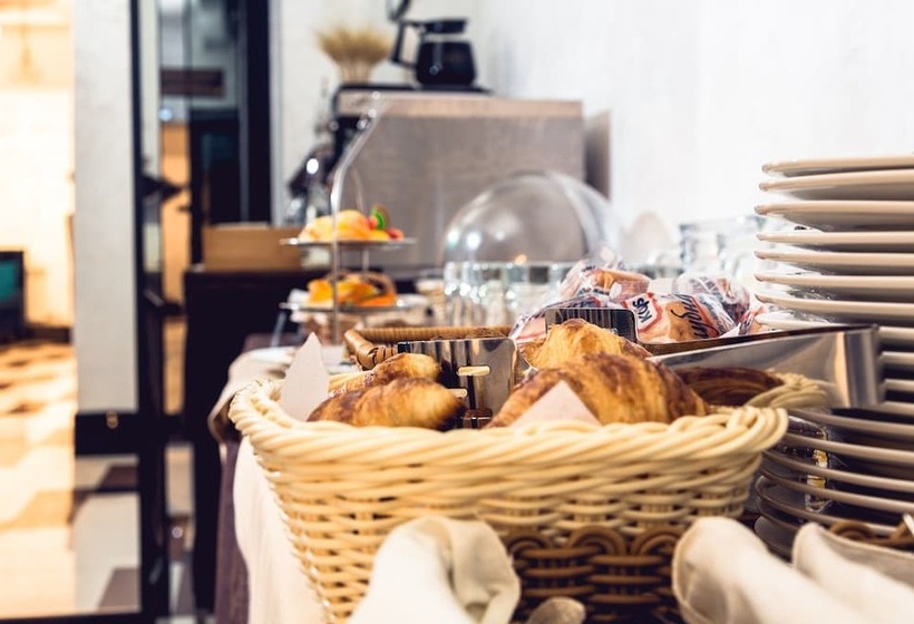 Historic Hotel Central