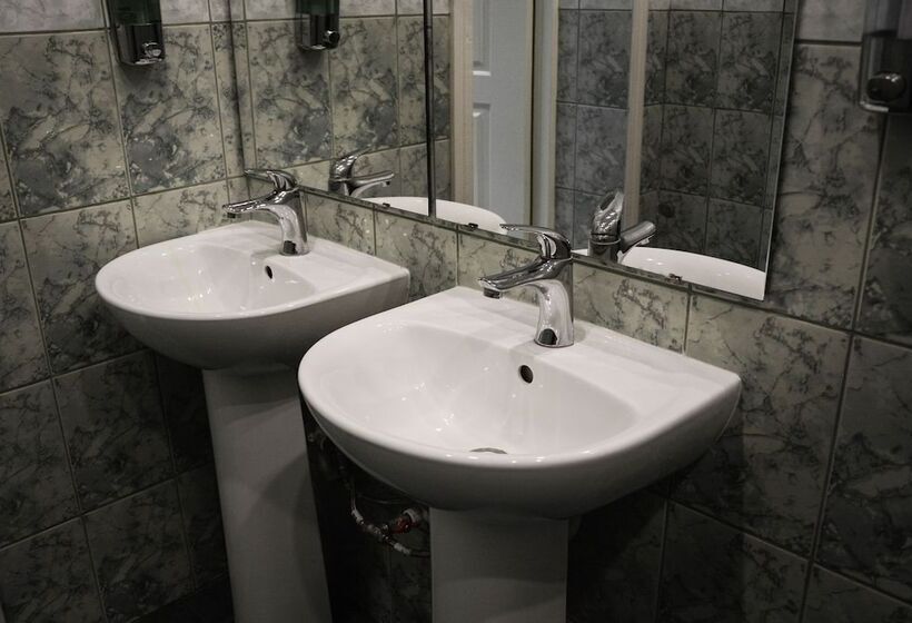 Hostel Gostevoy Dom Nice