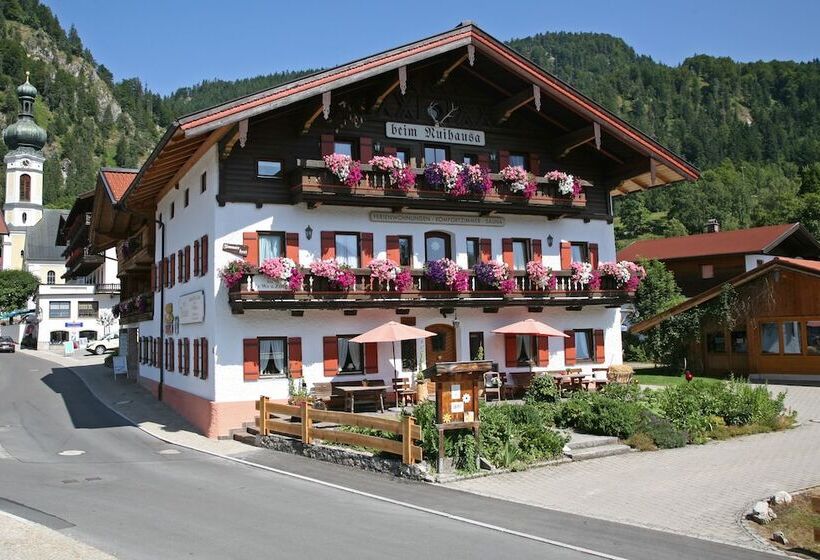Hotel Beim Nuihausa