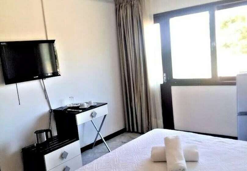 בית מלון כפרי Bilene