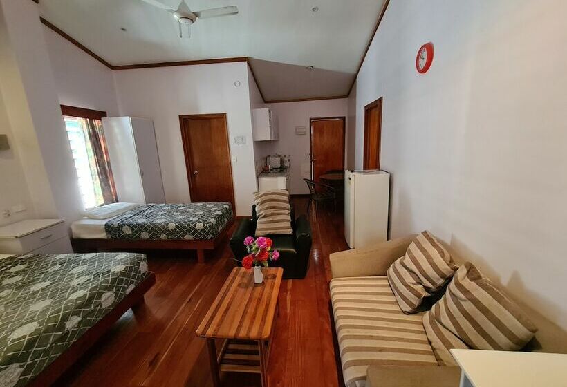 호텔 Blue Light Village