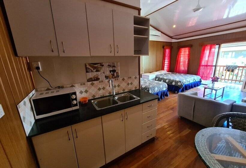 호텔 Blue Light Village