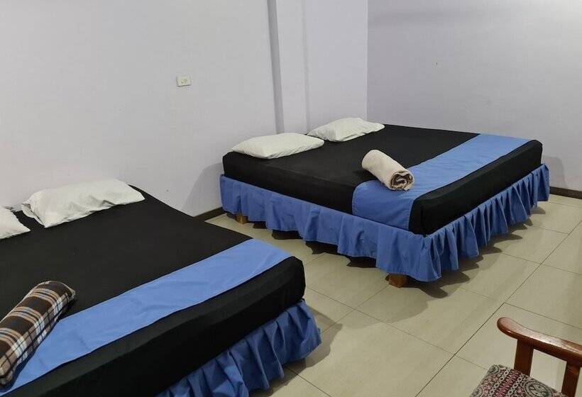 호텔 Blue Light Village