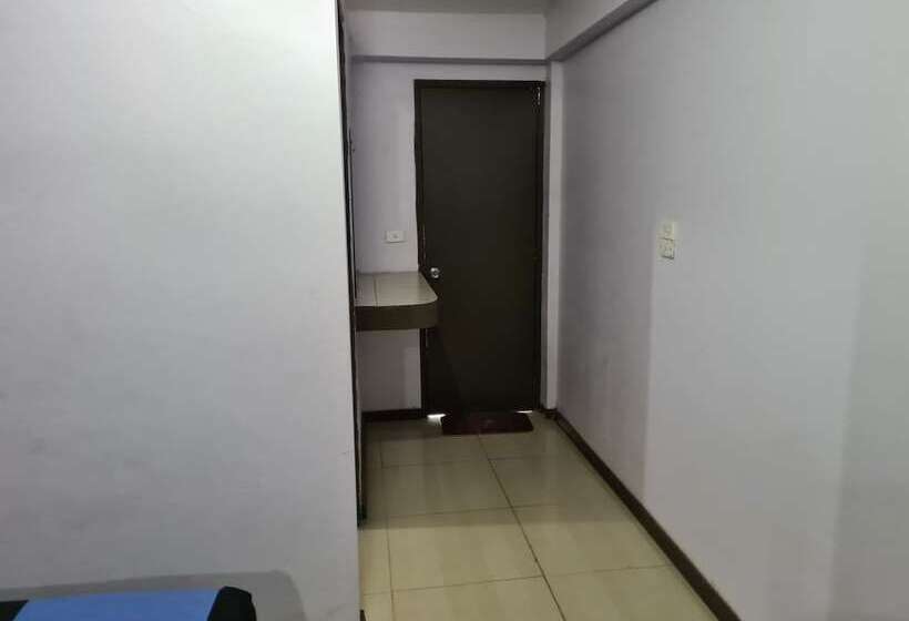 호텔 Blue Light Village