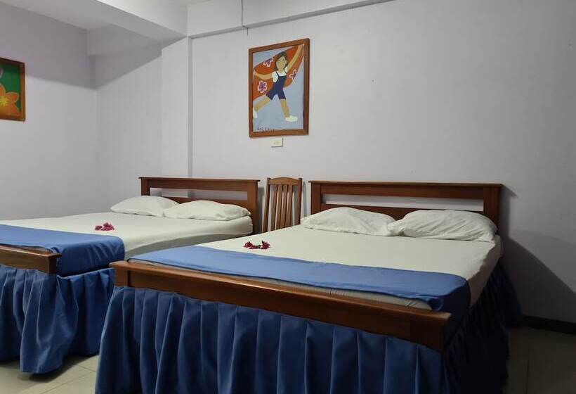 호텔 Blue Light Village