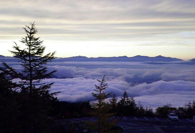 בית מלון כפרי Fujikyu Unjo Kaku
