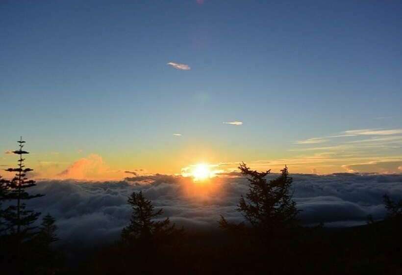 בית מלון כפרי Fujikyu Unjo Kaku