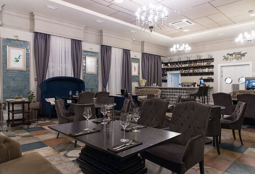 Отель Grafskiy Park