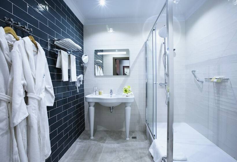 ホテル Grafskiy Park