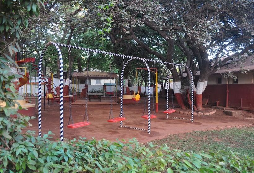 호텔 Gujarat Bhavan