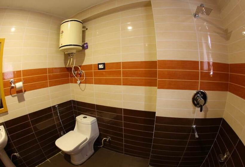 酒店 Kanyal Height Cottages