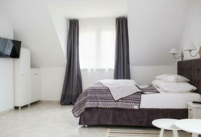 בית מלון כפרי Martiany 21