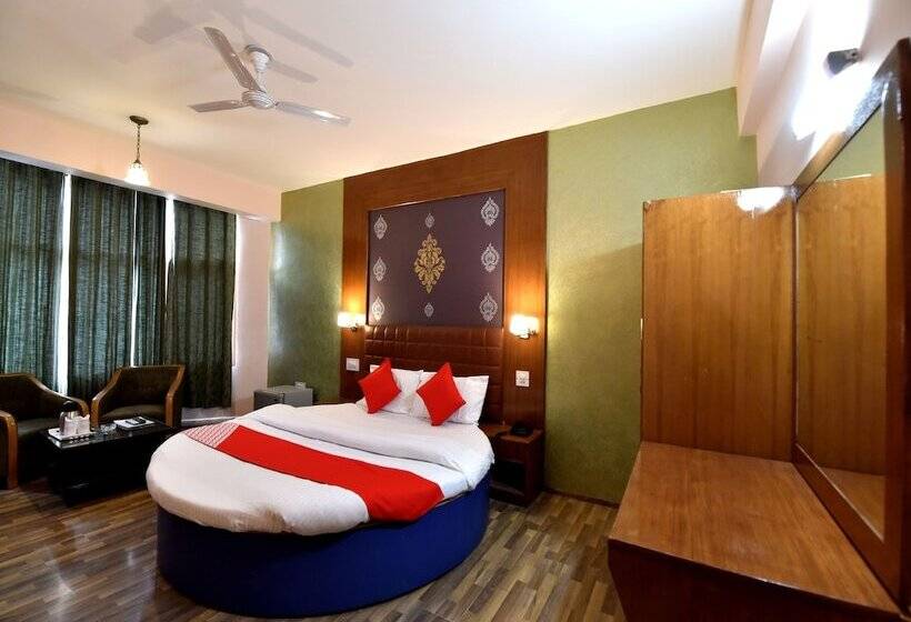 هتل Nishita Resorts By Oyo Rooms