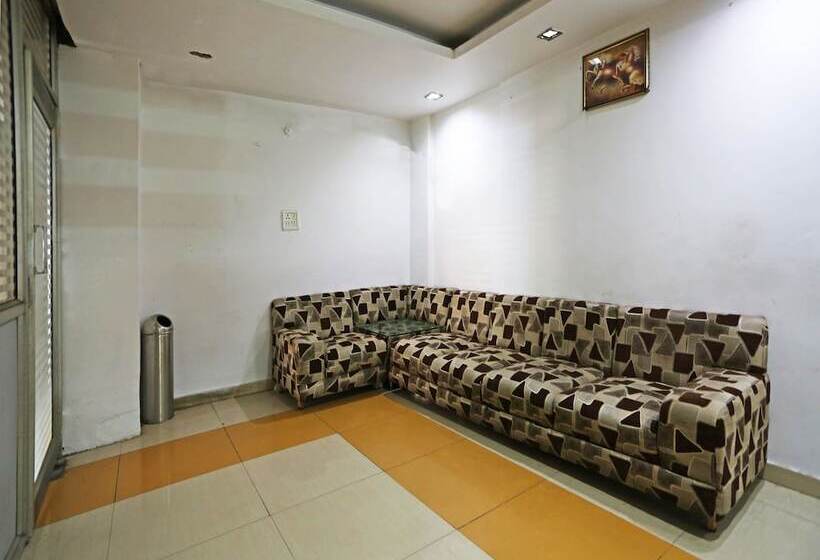 בית מלון כפרי Orchid Inn