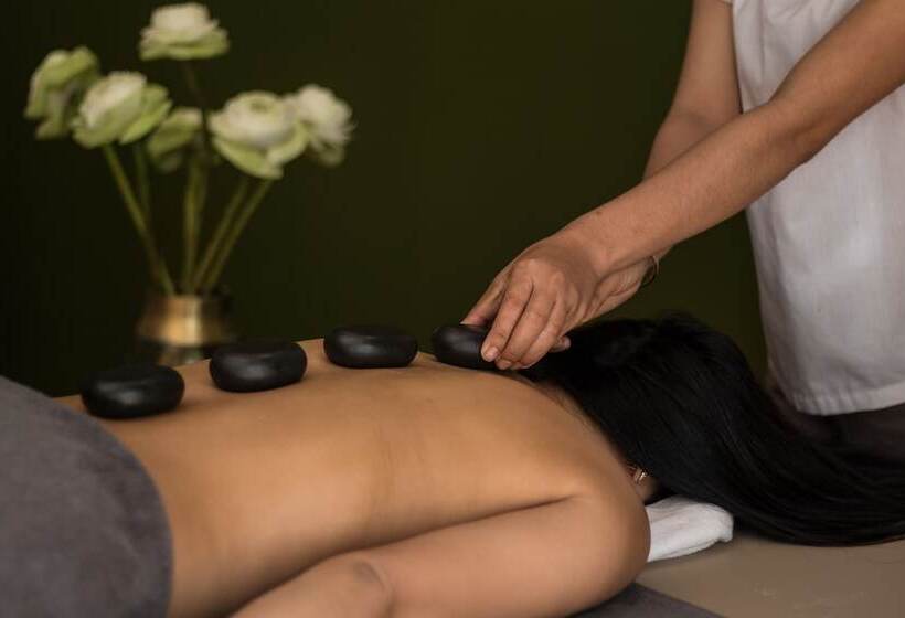 בית מלון כפרי Penh House