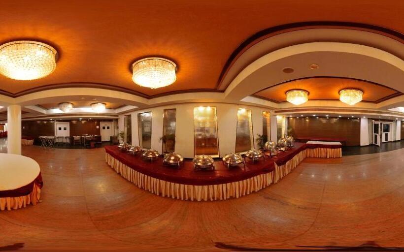 فندق Royal Highness