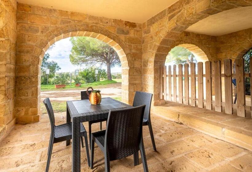 בית מלון כפרי Masseria Serine