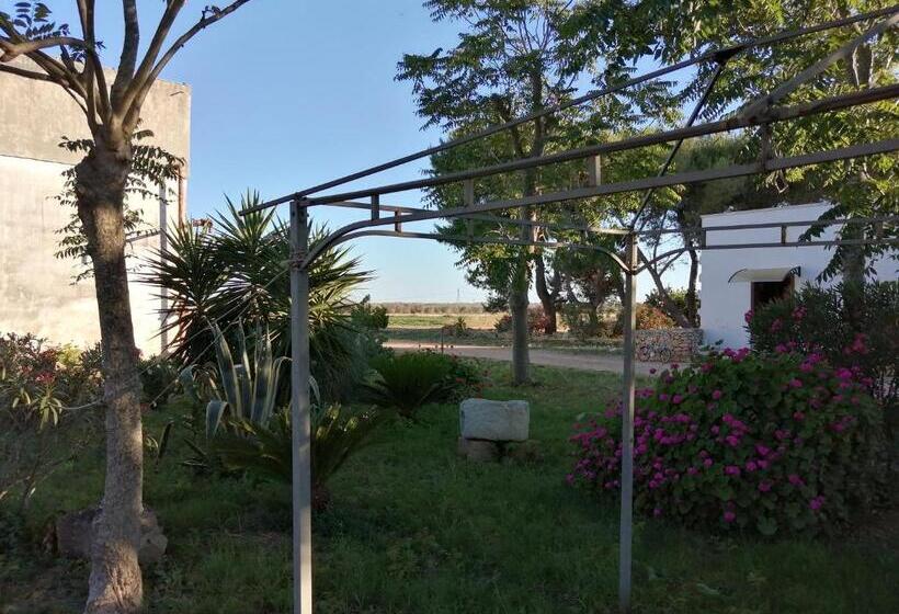 فندق ريفى Agriturismo Tenuta Perruzzi