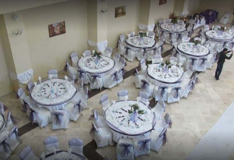 هتل روستایی Hôtel De La Vallée Chlef