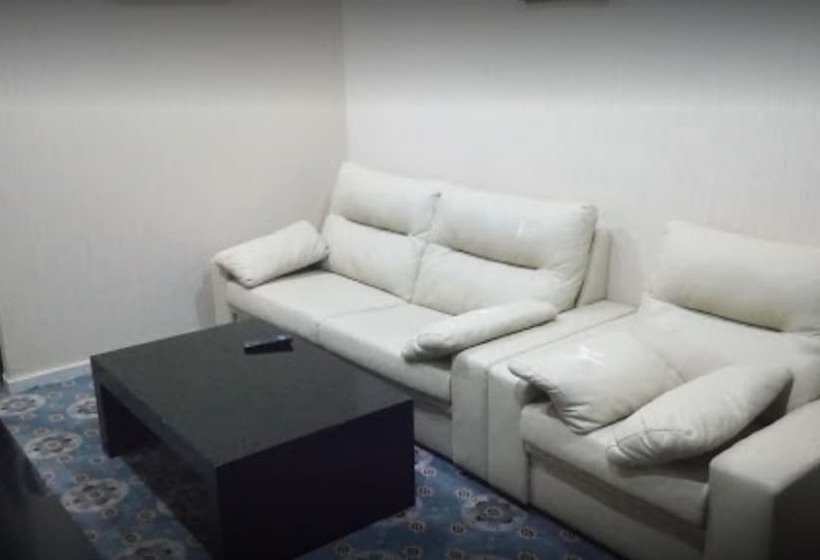 هتل روستایی Hôtel De La Vallée Chlef