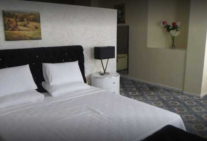 هتل روستایی Hôtel De La Vallée Chlef