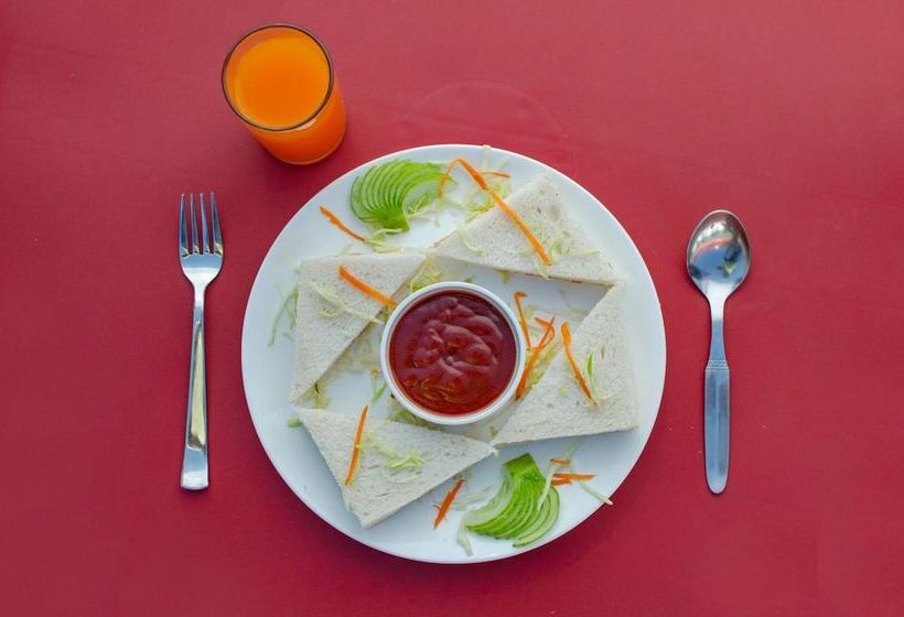 בית מלון כפרי Seven Oaks