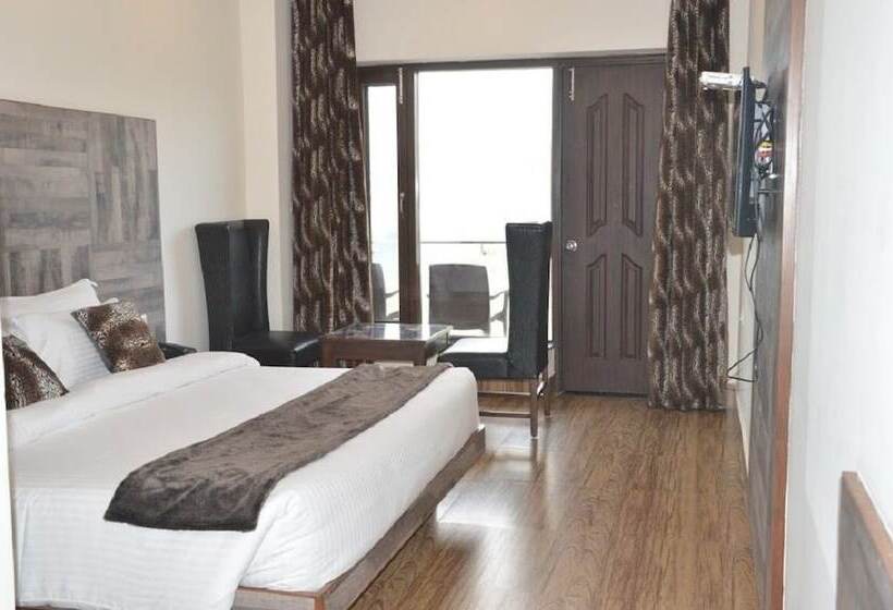 בית מלון כפרי Seven Oaks