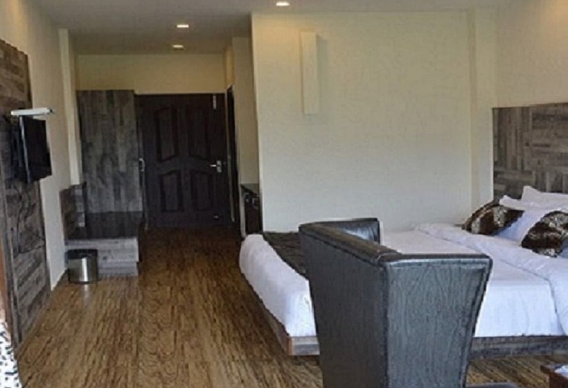 בית מלון כפרי Seven Oaks