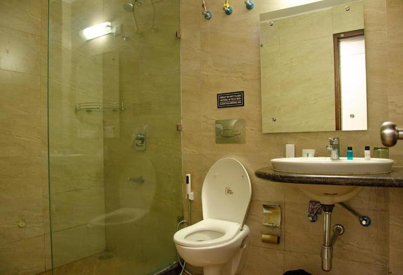 בית מלון כפרי Seven Oaks