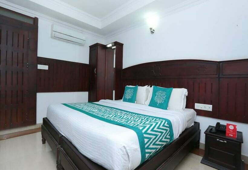 호텔 Sheelisach Inn