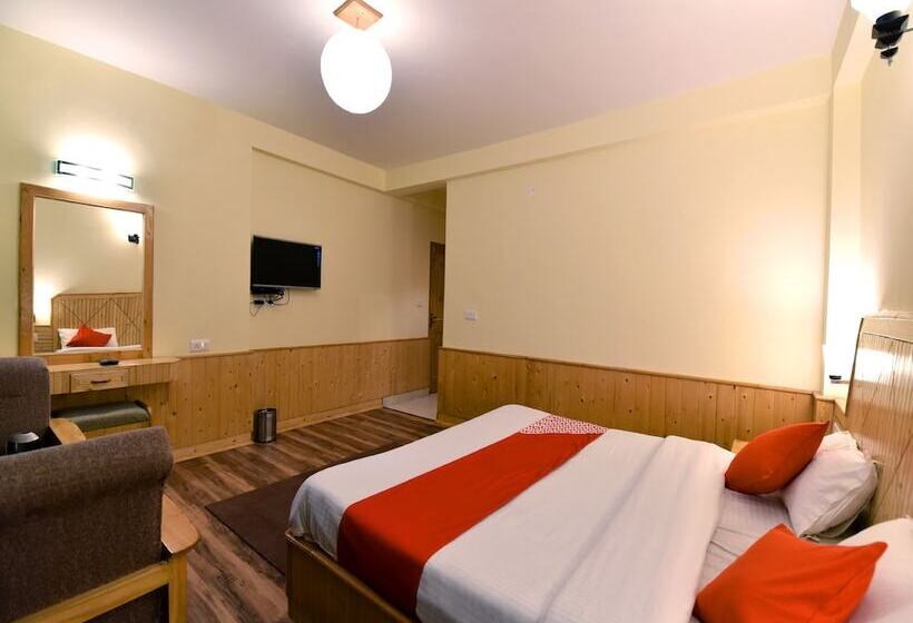 هتل The Manali Lodge By Oyo Rooms