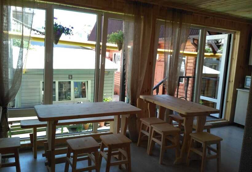 Olvia Guesthouse   Hostel