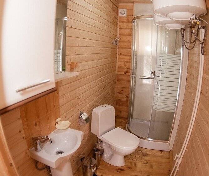 Olvia Guesthouse   Hostel