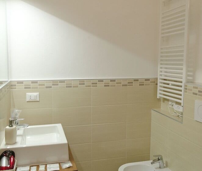 پانسیون Affittacamere Angel 2