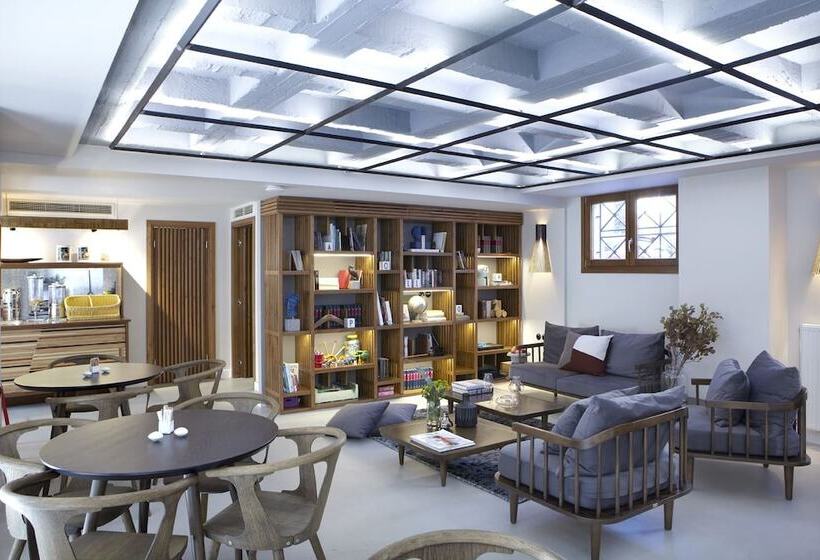 Пансион Apollon Library Suites