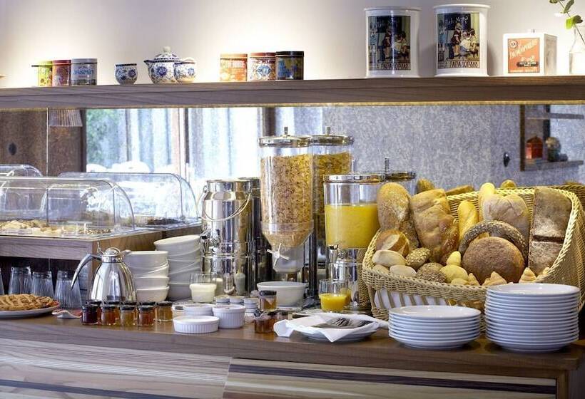 Пансион Apollon Library Suites