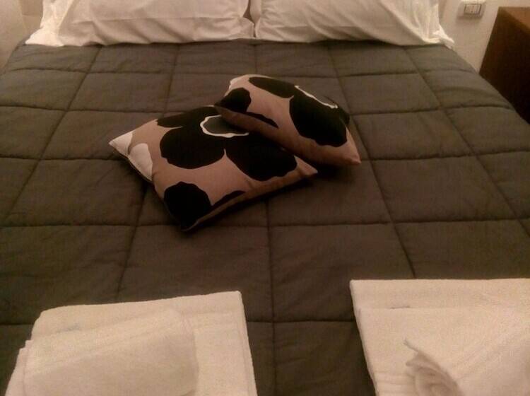 پانسیون Sole !! Cagliari Centro