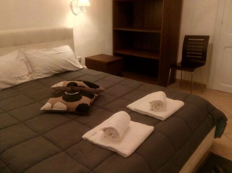 پانسیون Sole !! Cagliari Centro