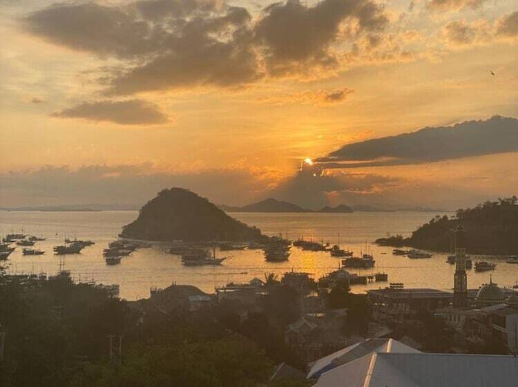 膳宿费 Pesona Bali Room And Restaurant